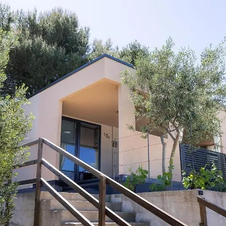 By The Sea - 25263 아파트 *