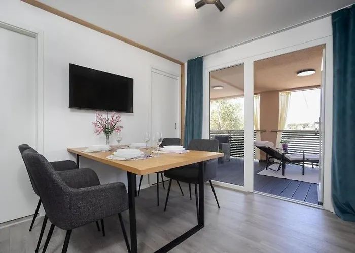 By The Sea - 25263 * Murter