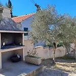 Apartment By The Sea - 25263